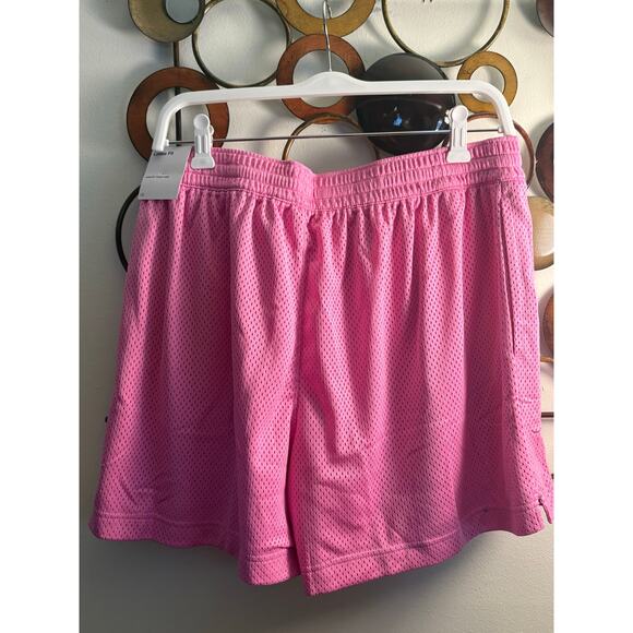 Women’s Nike Large mesh pink shorts - Picture 2 of 5